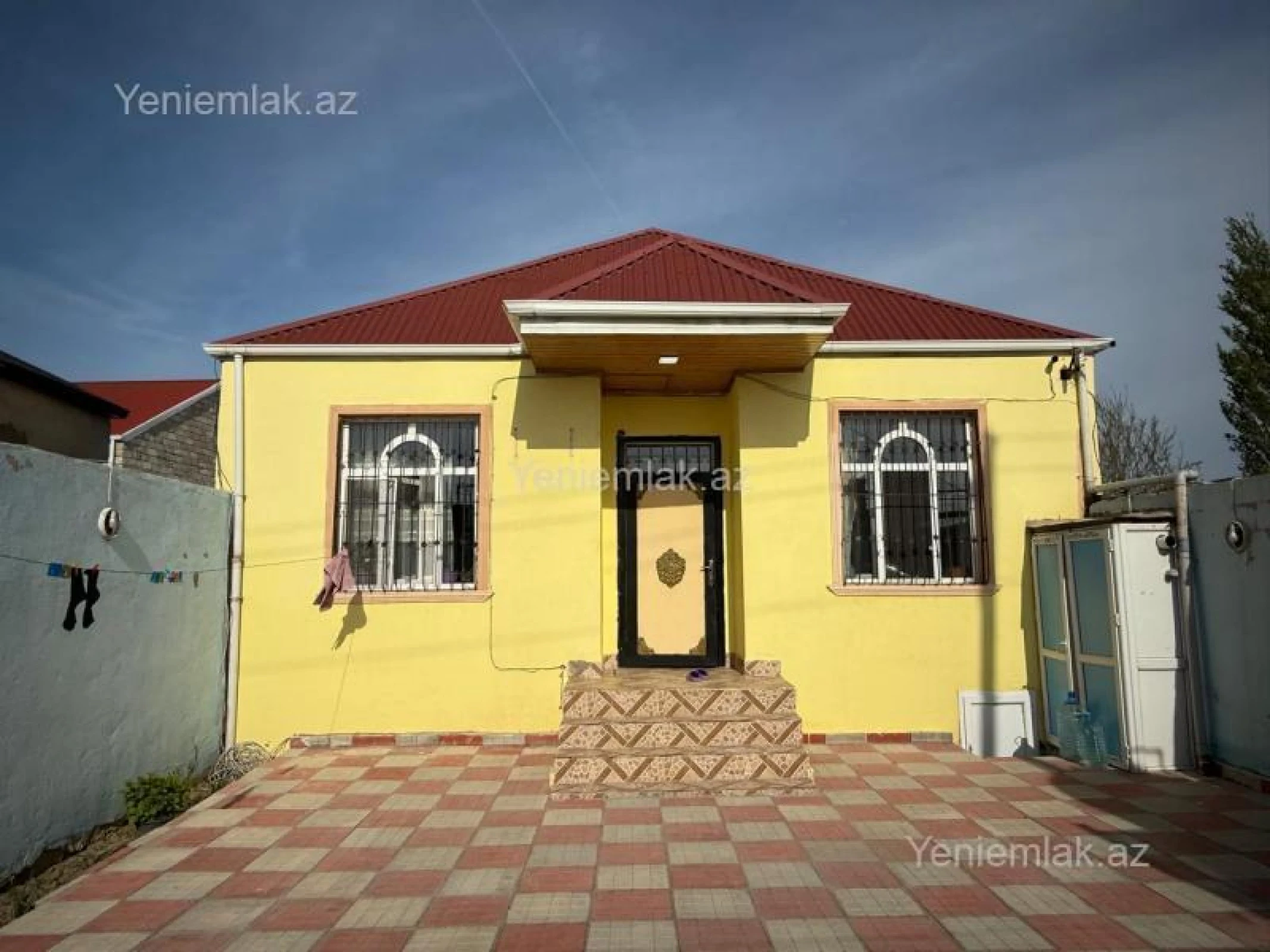 Satılır 3 otaqlı həyət evi 100 m²