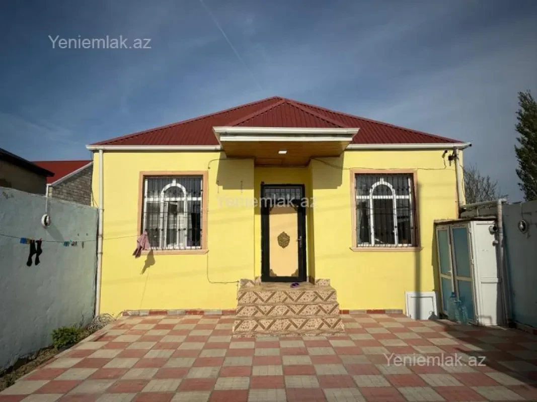 Satılır 3 otaqlı həyət evi 100 m²