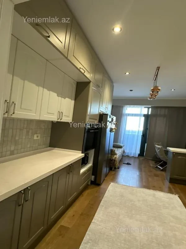 Satılır 4 otaqlı yeni tikili 121 m²