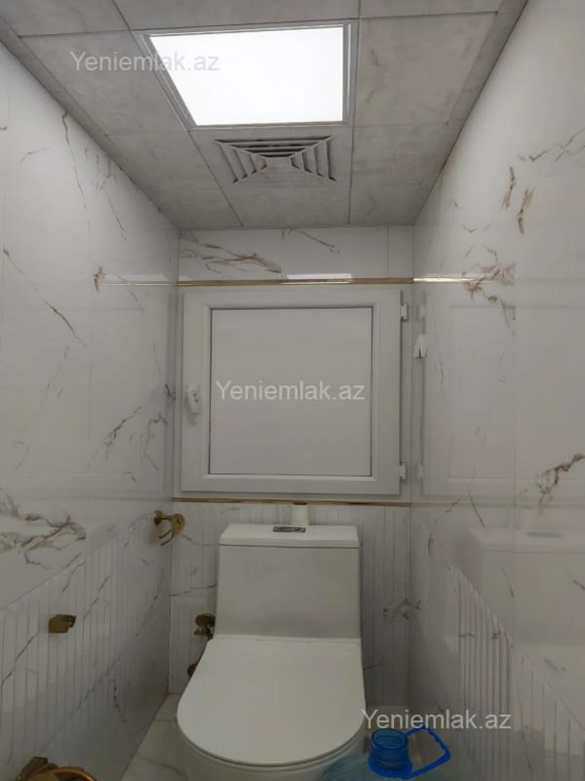 Satılır 4 otaqlı köhnə tikili 125 m²