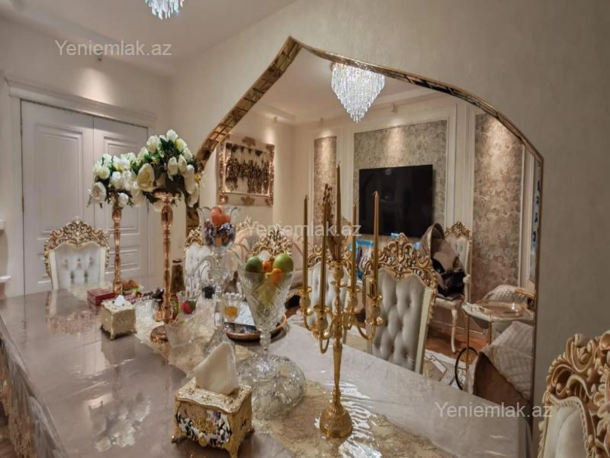 Satılır 4 otaqlı köhnə tikili 125 m²