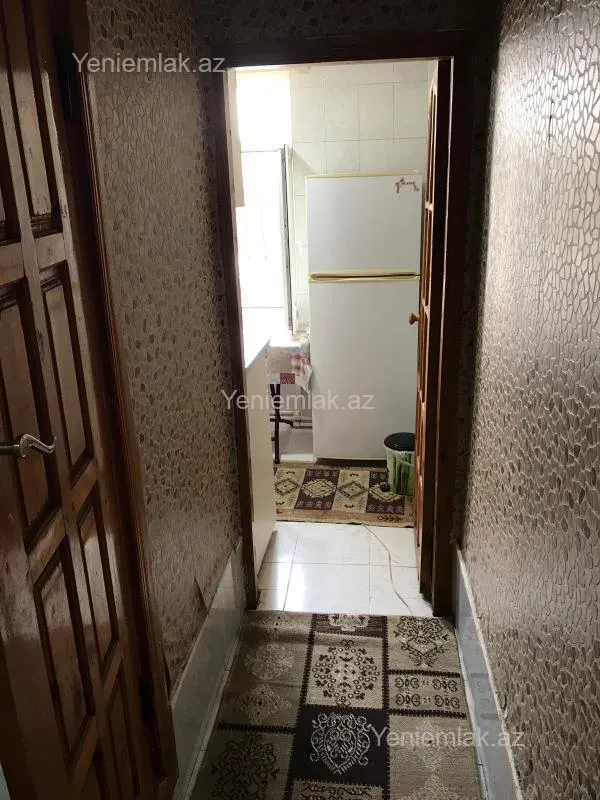 Satılır 2 otaqlı köhnə tikili 48 m²