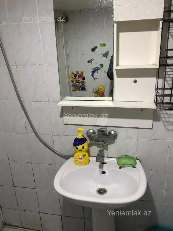 Satılır 2 otaqlı köhnə tikili 48 m²