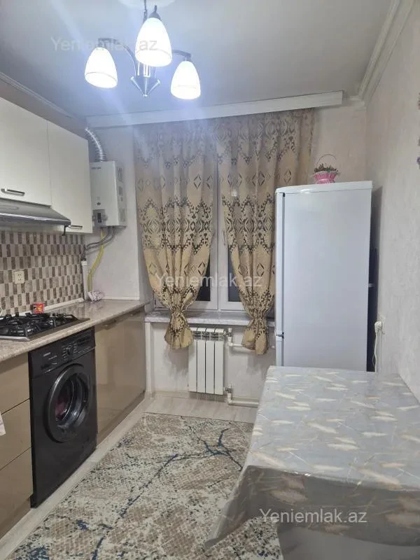 Satılır 3 otaqlı köhnə tikili 65 m²