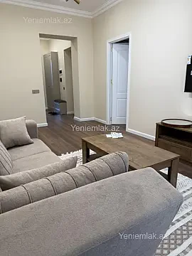 Satılır 2 otaqlı köhnə tikili 63 m²