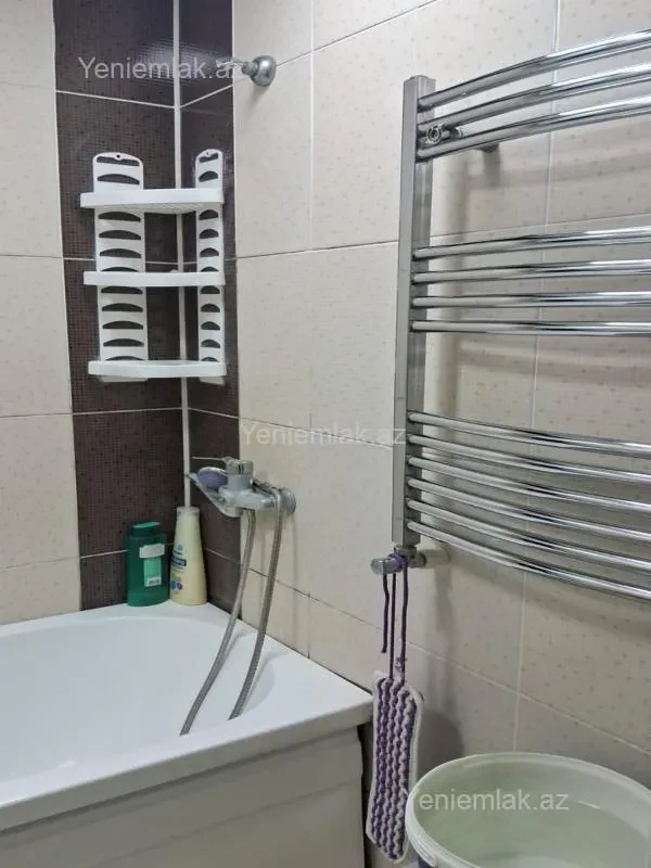 Satılır 3 otaqlı köhnə tikili 69 m²