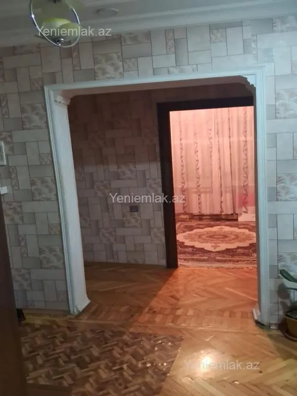 Satılır 3 otaqlı köhnə tikili 69 m²