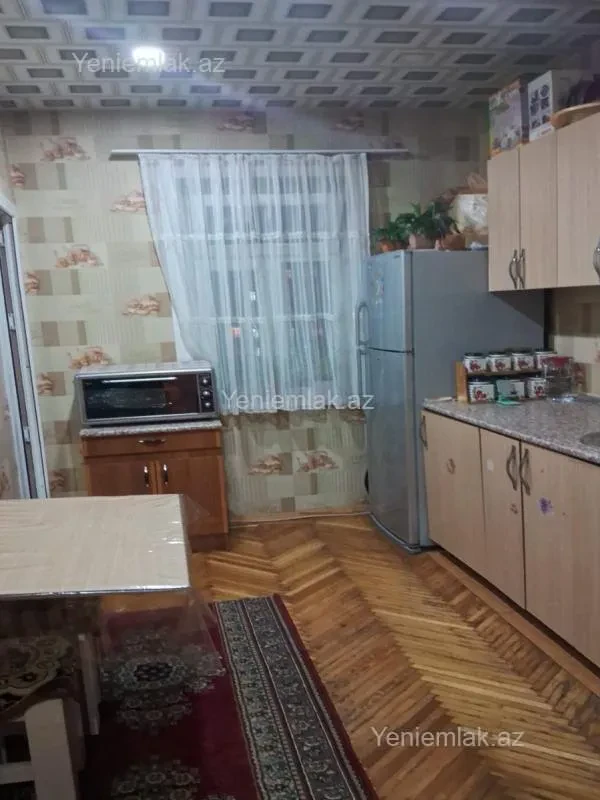 Satılır 3 otaqlı köhnə tikili 69 m²