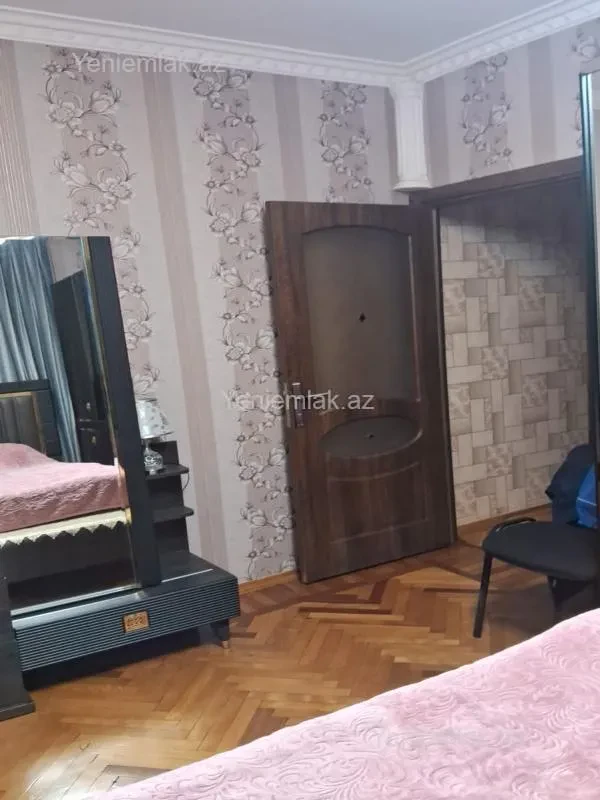 Satılır 3 otaqlı köhnə tikili 69 m²
