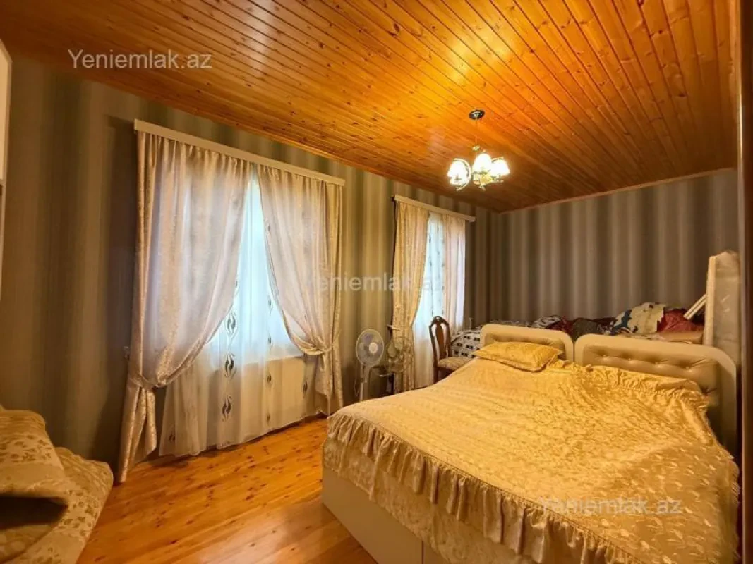 Satılır 7 otaqlı həyət evi 143 m²
