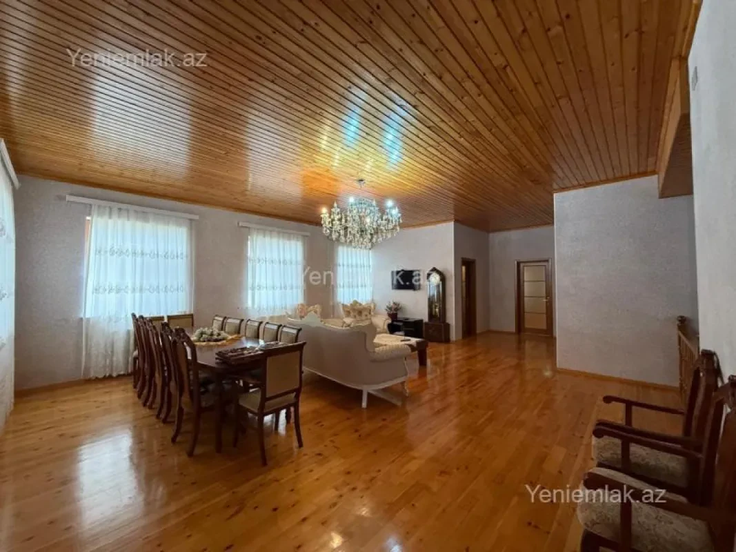 Satılır 7 otaqlı həyət evi 143 m²