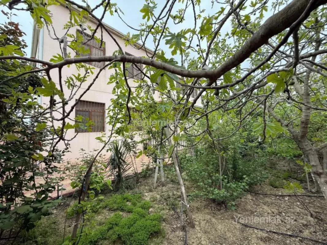 Satılır 7 otaqlı həyət evi 143 m²