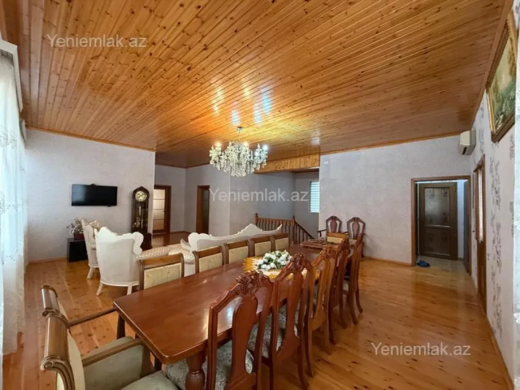 Satılır 7 otaqlı həyət evi 143 m²