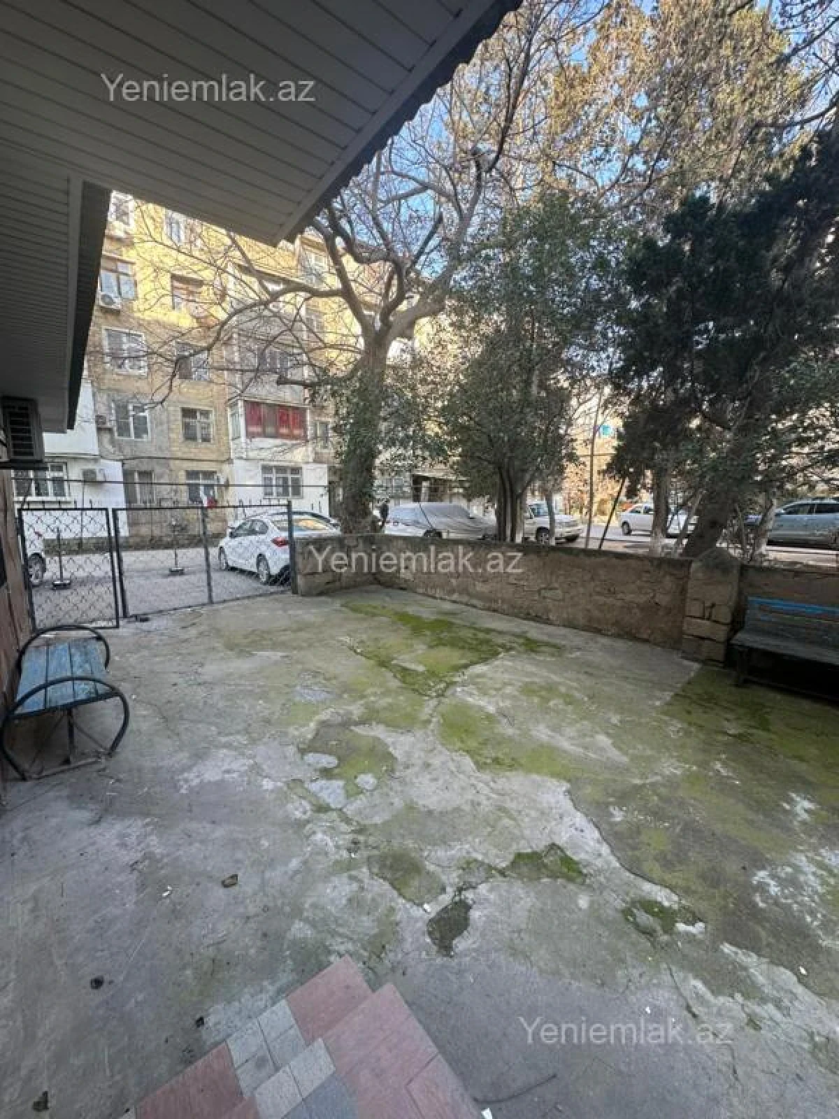 Satılır 6 otaqlı köhnə tikili 150 m²
