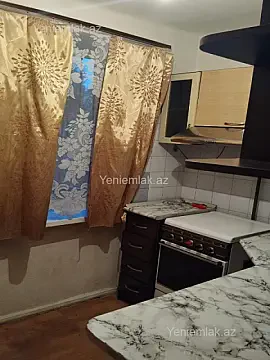 Satılır 2 otaqlı köhnə tikili 45 m²
