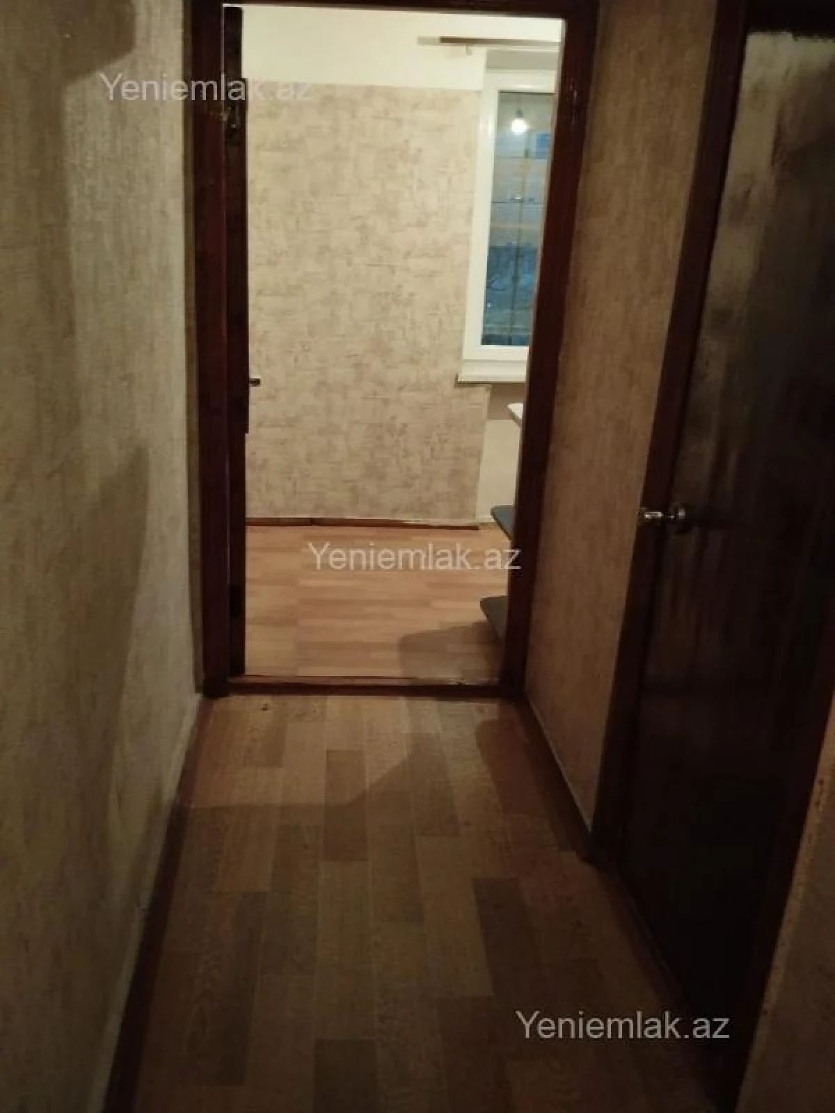 Satılır 2 otaqlı köhnə tikili 45 m²