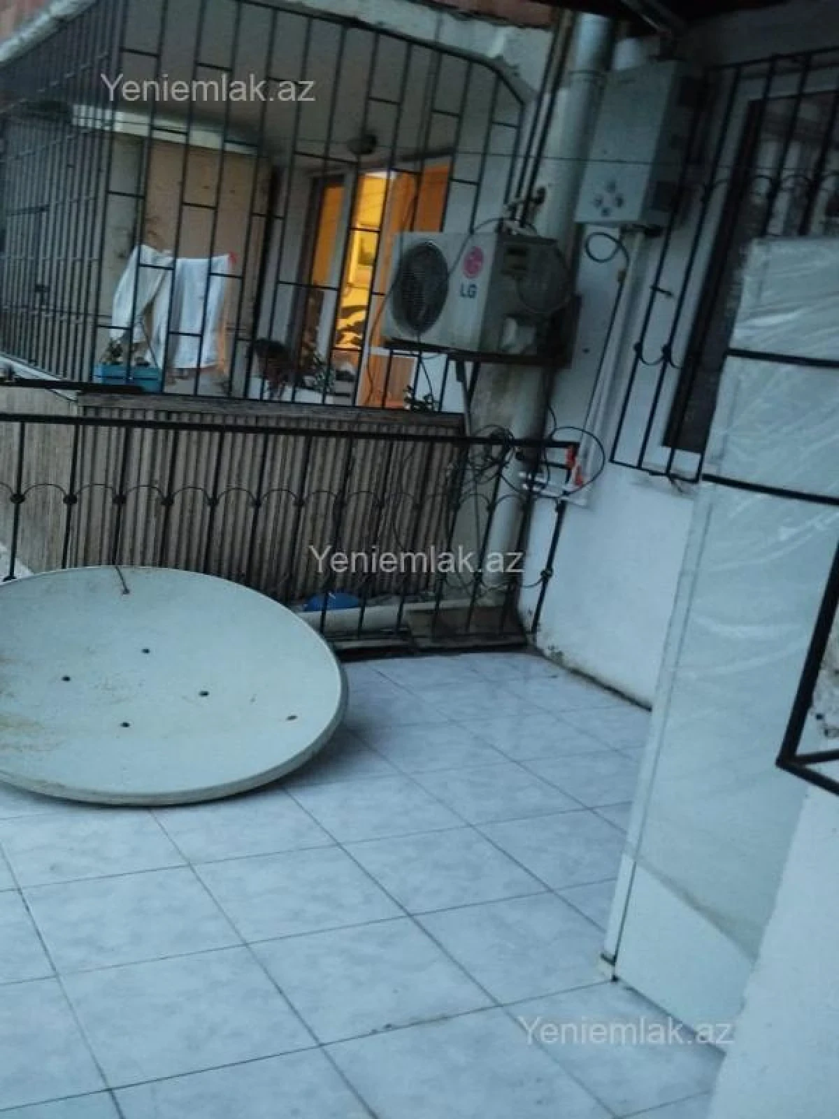 Satılır 2 otaqlı köhnə tikili 45 m²