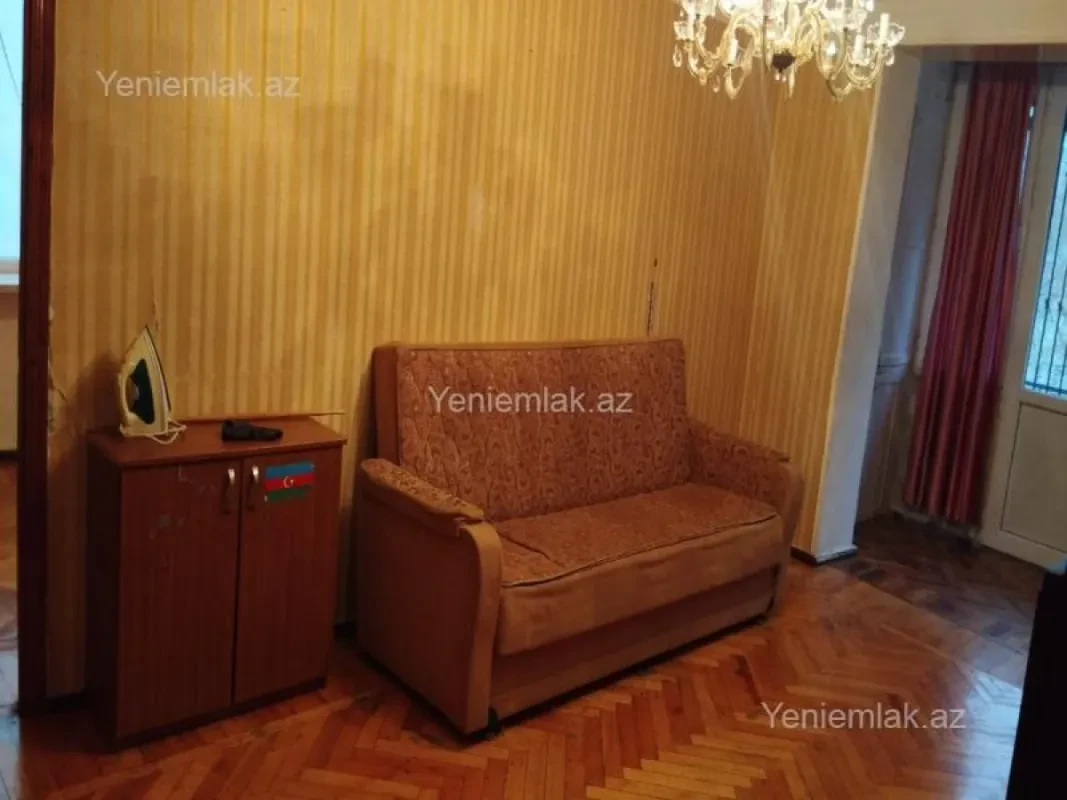 Satılır 2 otaqlı köhnə tikili 45 m²