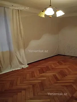 Satılır 2 otaqlı köhnə tikili 45 m²