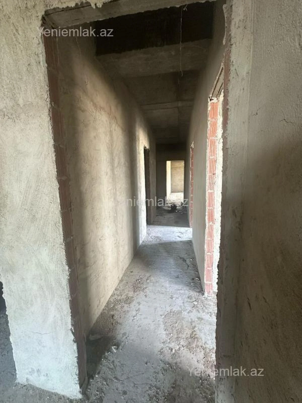 Satılır 3 otaqlı yeni tikili 137 m²