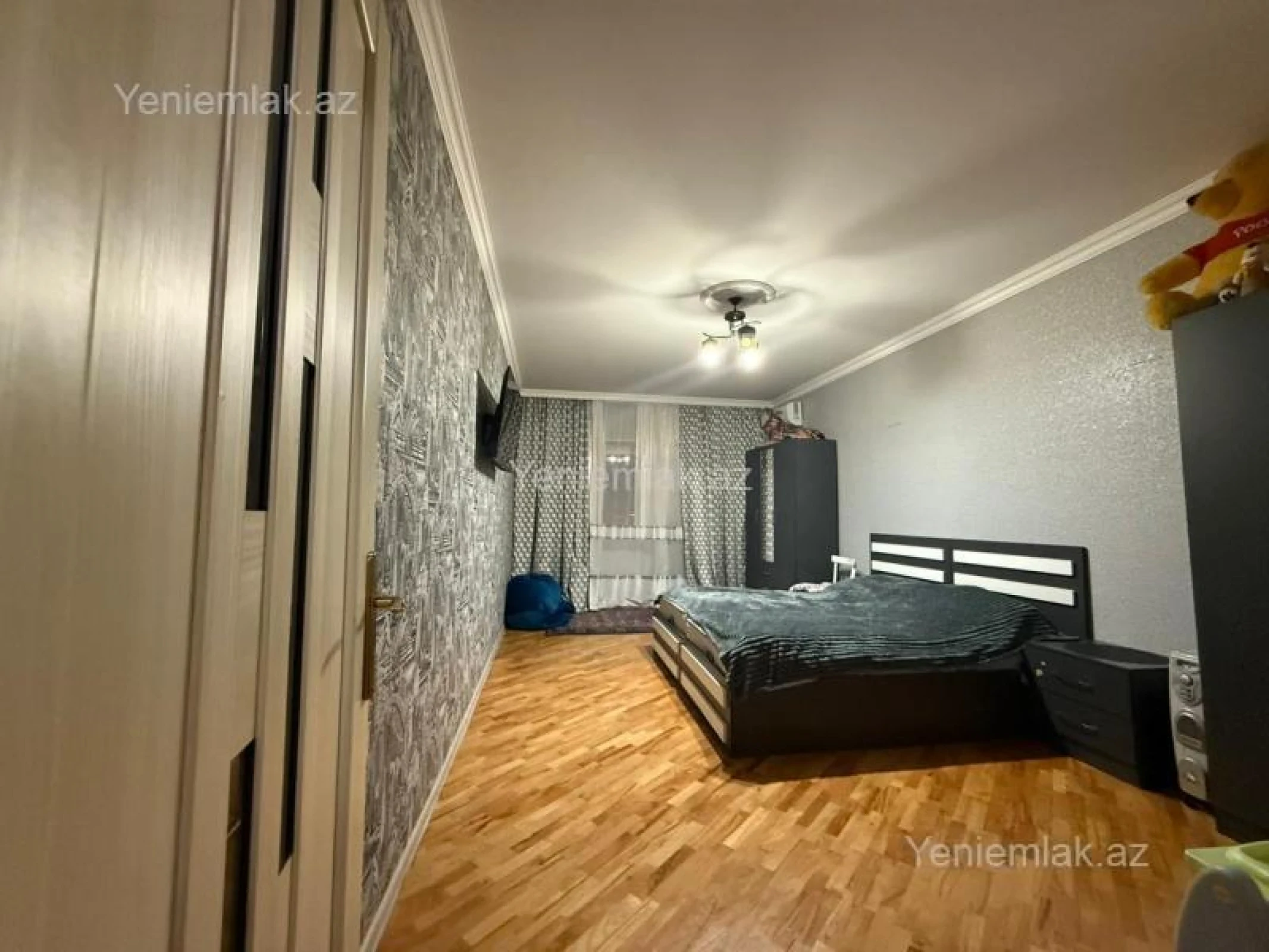 Satılır 3 otaqlı yeni tikili 145 m²