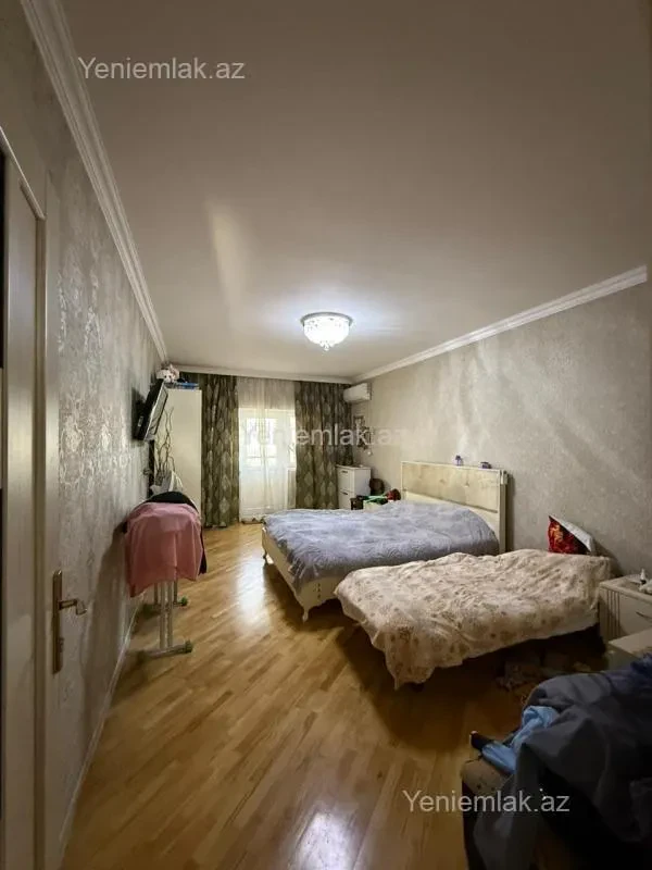 Satılır 3 otaqlı yeni tikili 145 m²