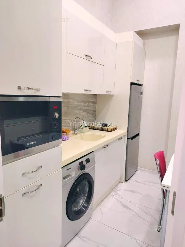 Satılır 3 otaqlı obyekt 100.5 m²