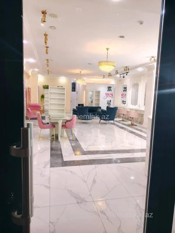 Satılır 3 otaqlı obyekt 100.5 m²