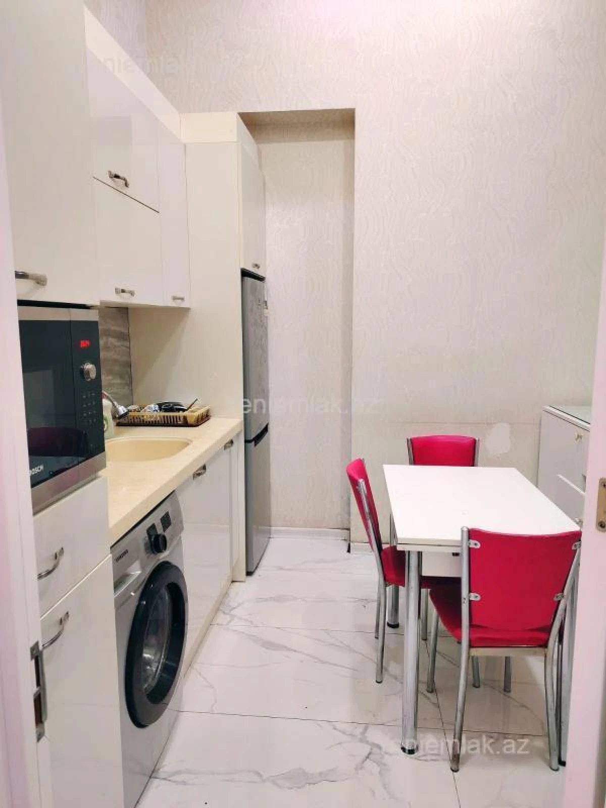 Satılır 3 otaqlı obyekt 100.5 m²
