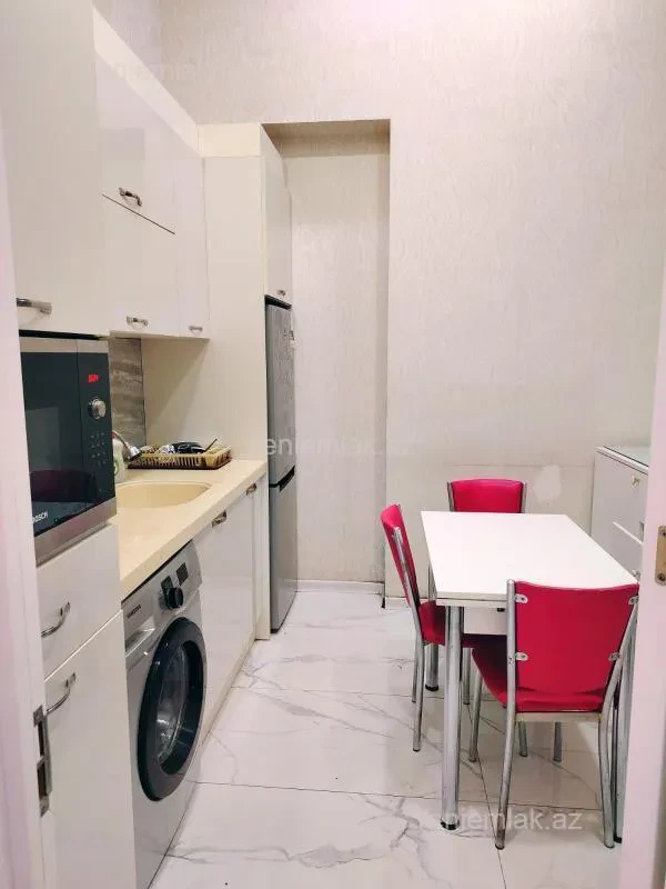 Satılır 3 otaqlı obyekt 100.5 m²