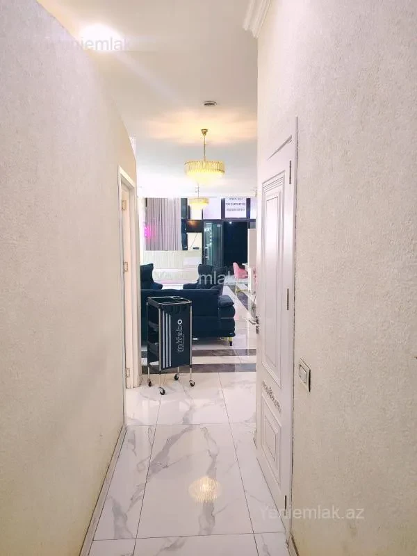 Satılır 3 otaqlı obyekt 100.5 m²