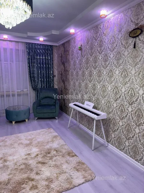 Satılır 5 otaqlı həyət evi 170 m²