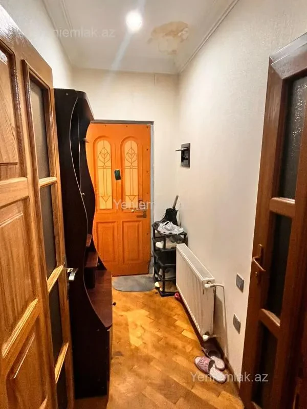 Satılır 3 otaqlı köhnə tikili 60 m²