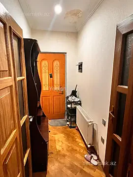 Satılır 3 otaqlı köhnə tikili 60 m²
