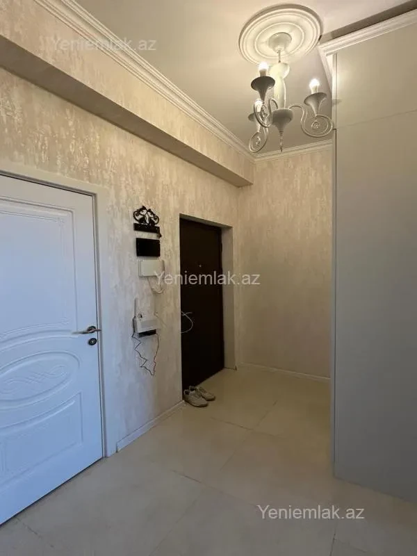 Satılır 2 otaqlı yeni tikili 55 m²