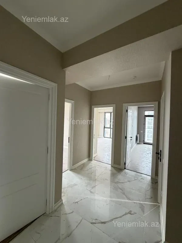 Satılır 3 otaqlı yeni tikili 84 m²