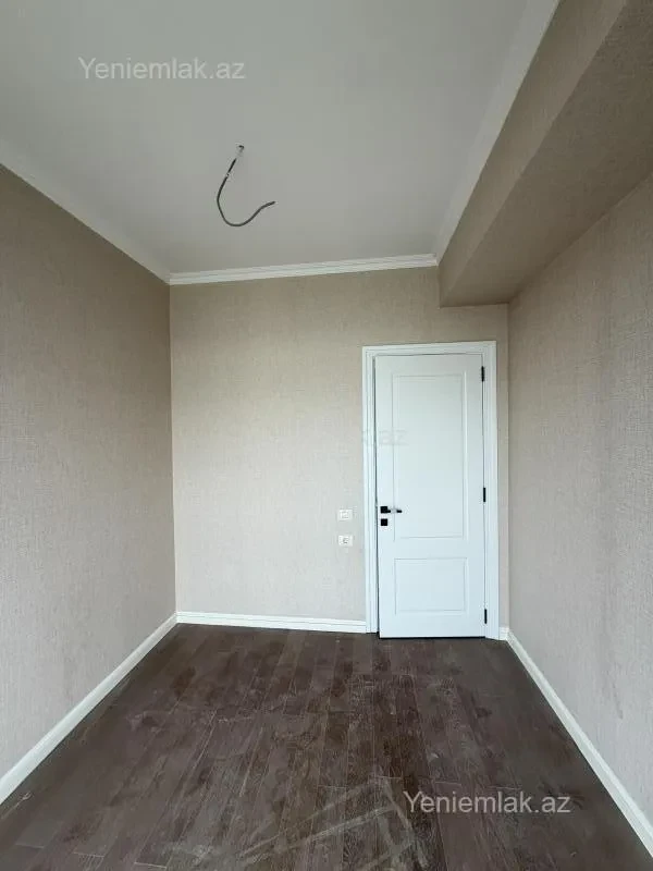 Satılır 3 otaqlı yeni tikili 84 m²