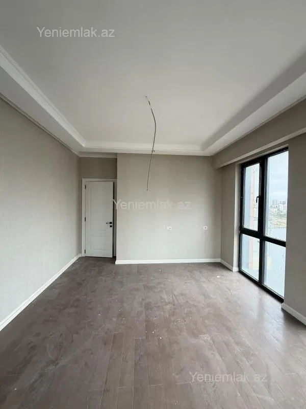 Satılır 3 otaqlı yeni tikili 84 m²