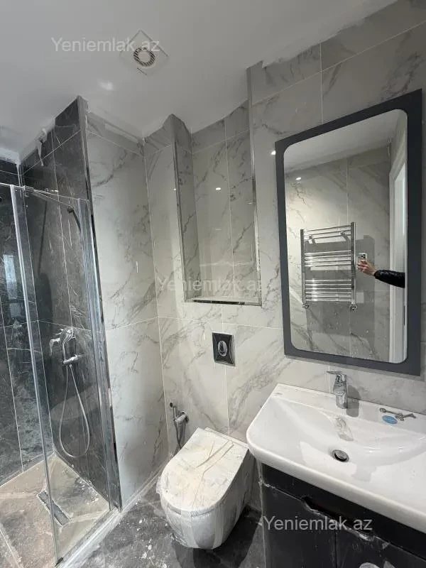 Satılır 3 otaqlı yeni tikili 84 m²