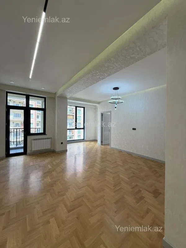 Satılır 4 otaqlı yeni tikili 117 m²