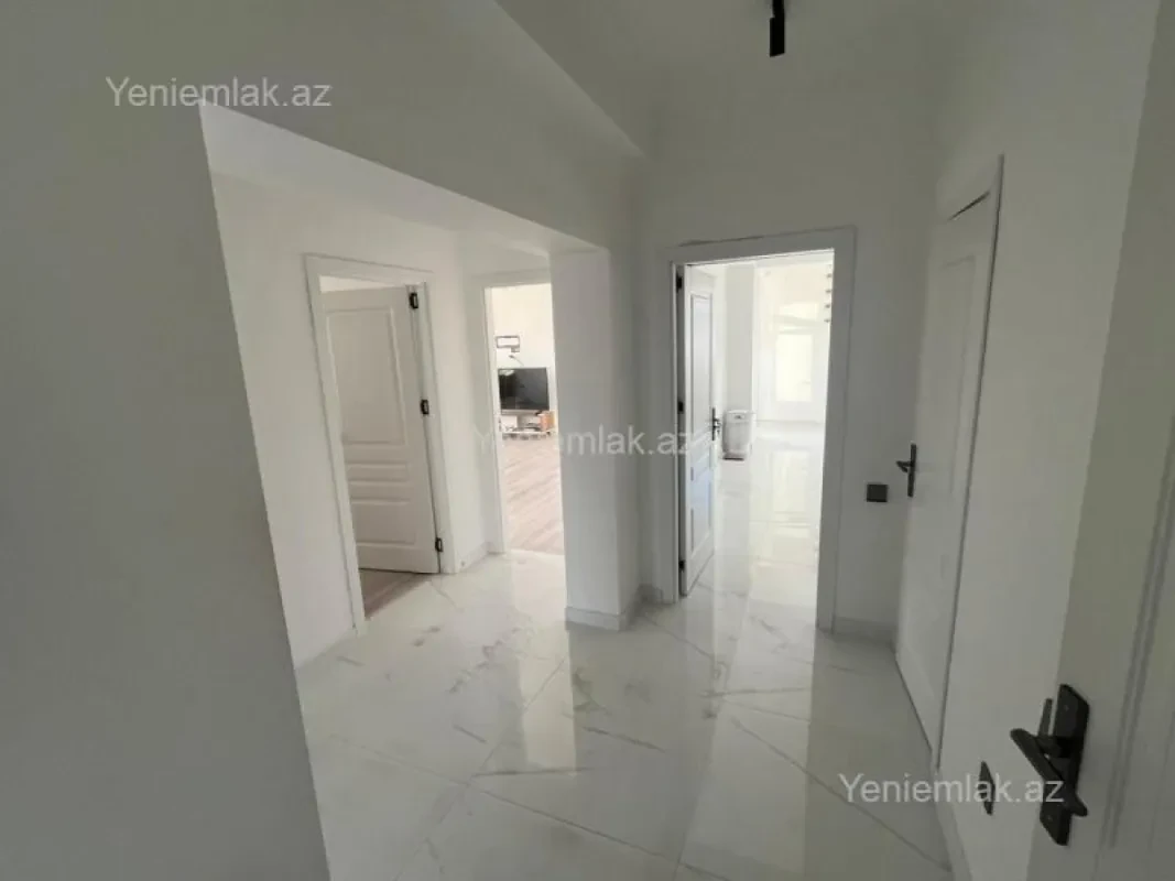 Satılır 2 otaqlı yeni tikili 100 m²