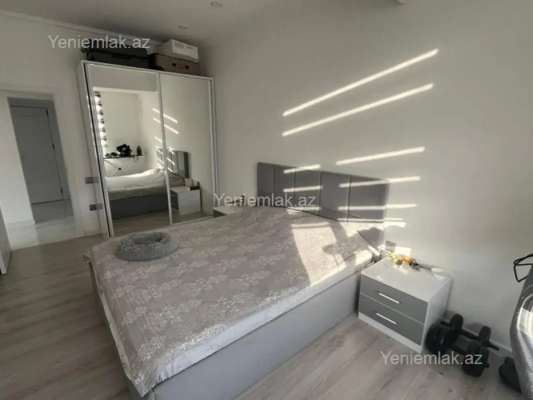 Satılır 2 otaqlı yeni tikili 100 m²