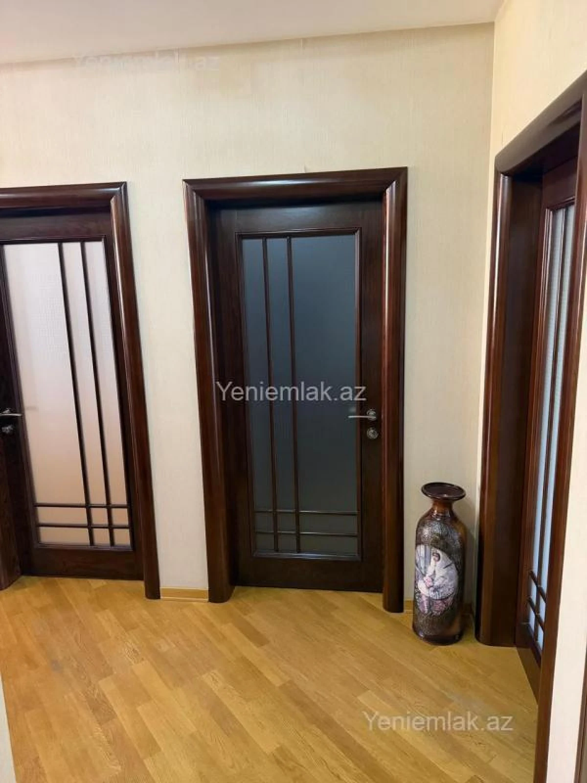 Satılır 3 otaqlı köhnə tikili 85 m²