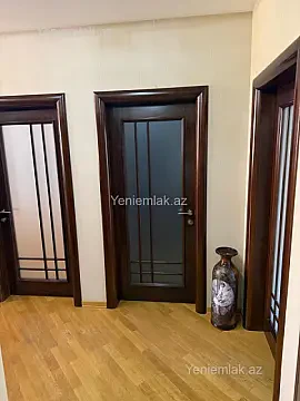 Satılır 3 otaqlı köhnə tikili 85 m²