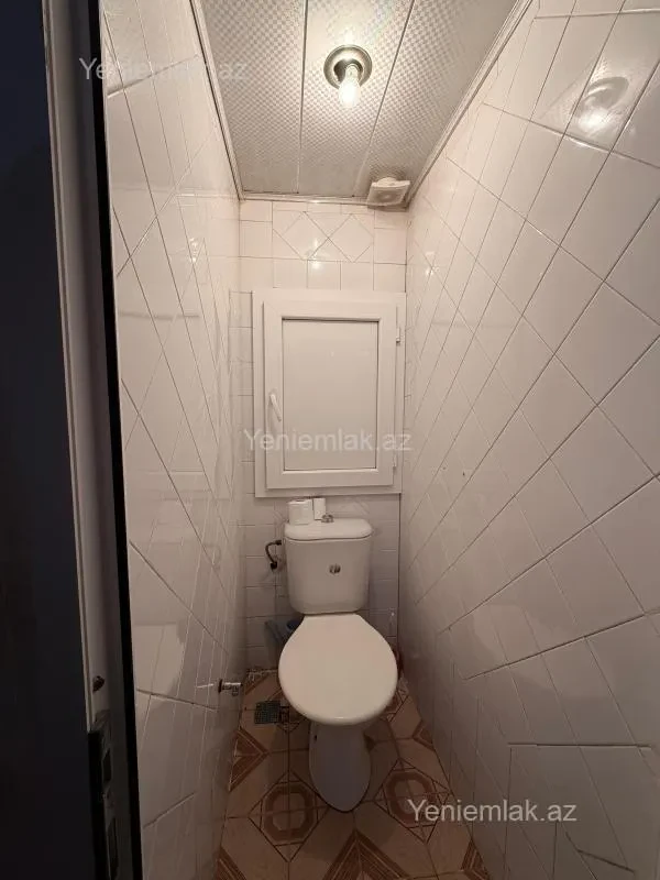 Satılır 3 otaqlı köhnə tikili 80 m²