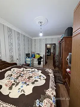 Satılır 3 otaqlı köhnə tikili 80 m²