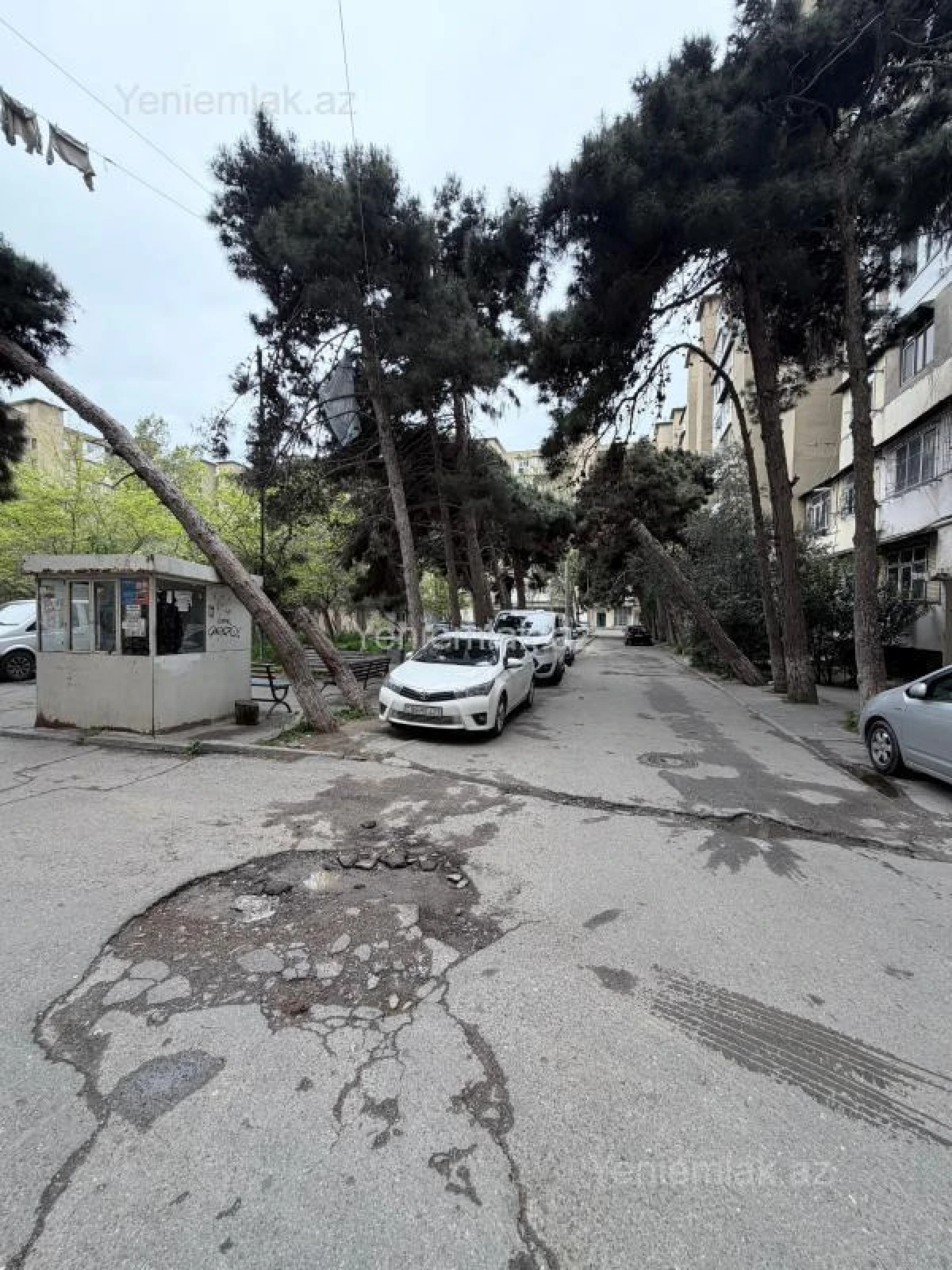 Satılır 3 otaqlı köhnə tikili 80 m²