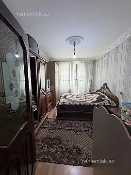 Satılır 3 otaqlı köhnə tikili 80 m²
