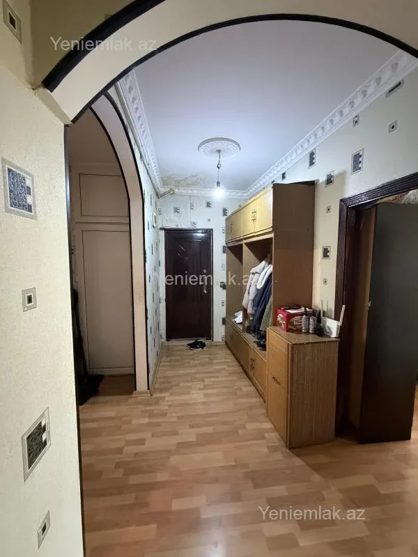 Satılır 3 otaqlı köhnə tikili 80 m²