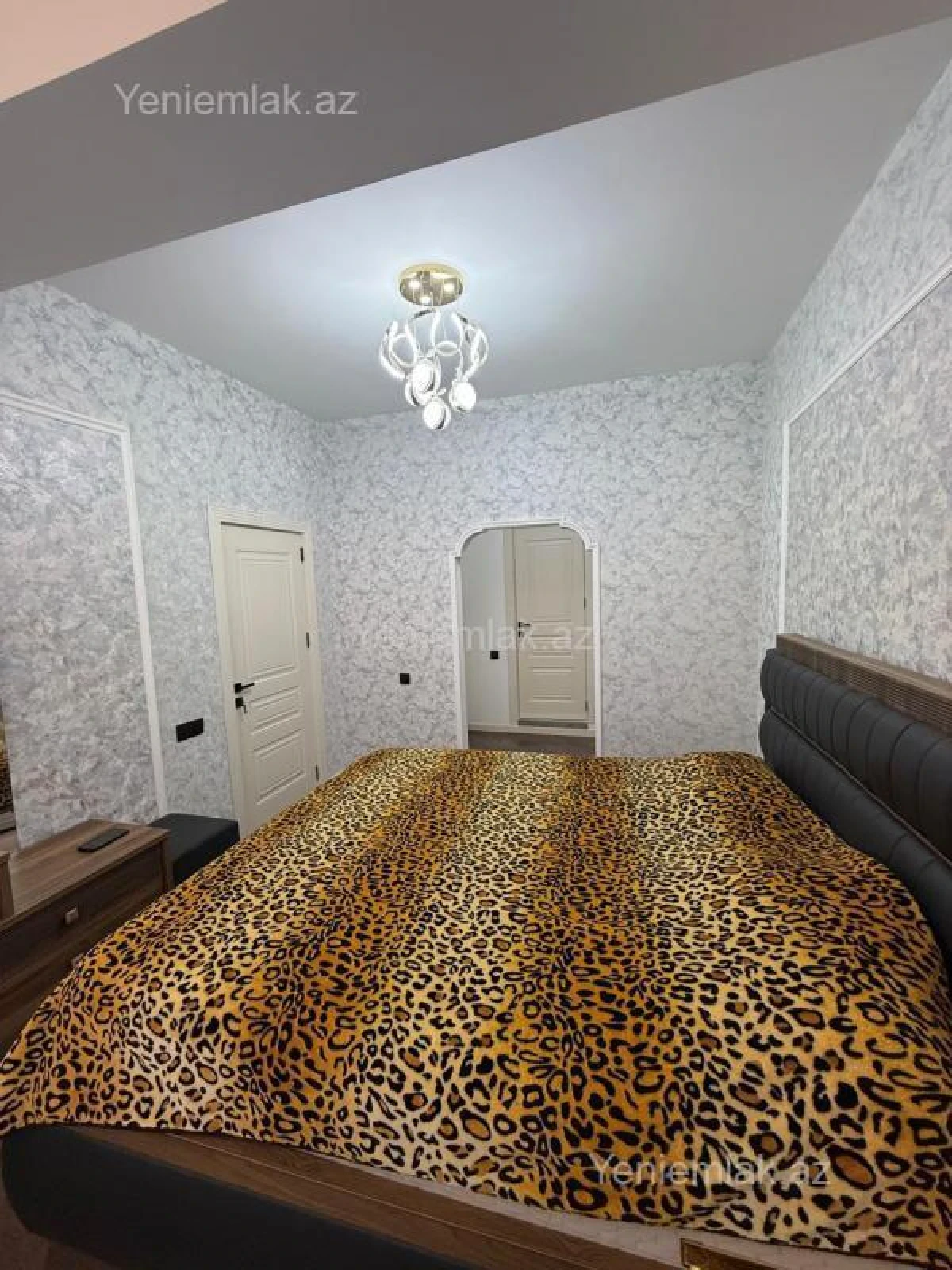 Satılır 4 otaqlı yeni tikili 110 m²